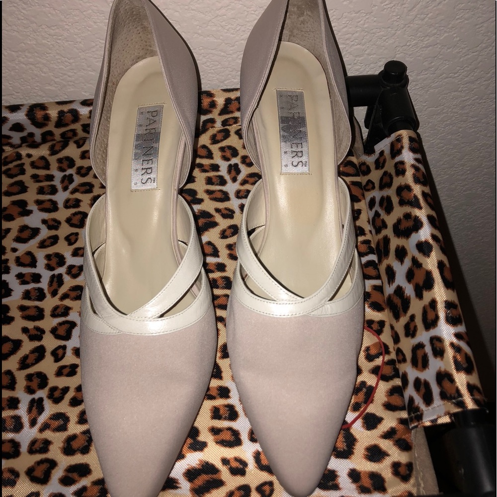 High Heels - Picture 2 of 2